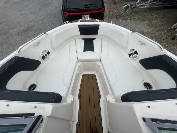 Used 2017 Chaparral Power Boat for sale