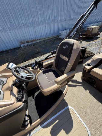 Used 2027 Aqua Patio BARLETTA C22UC 23' TRI TOON Power Boat for sale
