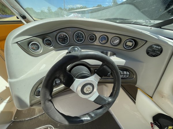 Pre-Owned 2005  powered Power Boat for sale