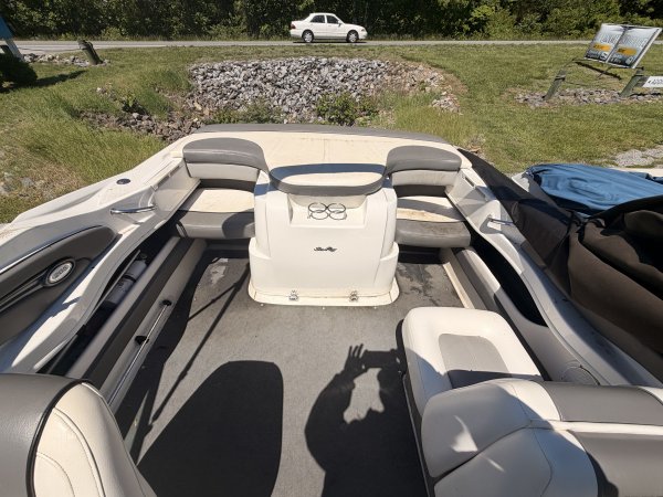 Used 2011 Sea Ray Power Boat for sale