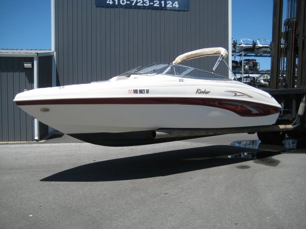Pre-Owned 2001  powered Rinker Boat for sale