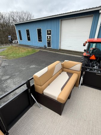 Pre-Owned 2025 Avalon Pontoon Power Boat for sale