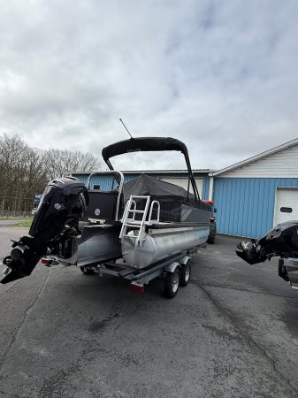Pre-Owned 2025 Avalon Pontoon Power Boat for sale