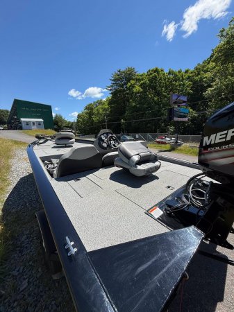 Used 2017 Tracker Small Boat Boat for sale