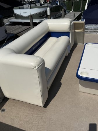 Used 2001 Crest Power Boat for sale