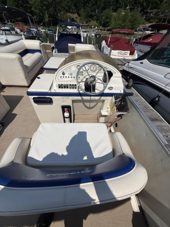 Used 2001  powered Power Boat for sale