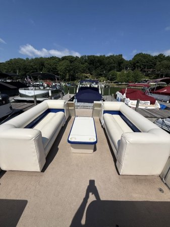 Used 2001  powered Power Boat for sale
