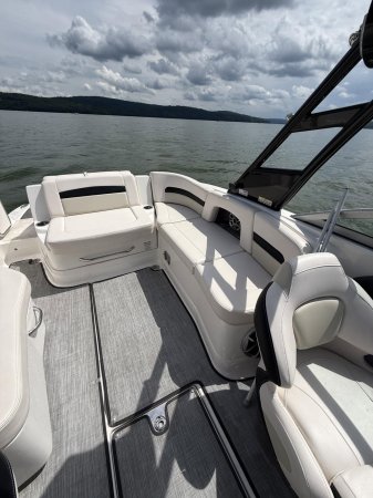 Pre-Owned 2016 Chaparral 264 SUNESTA 10 HOURS for sale