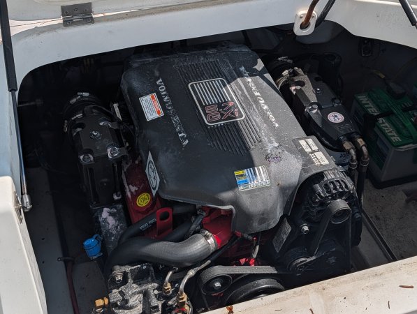 Pre-Owned 2005  powered Power Boat for sale