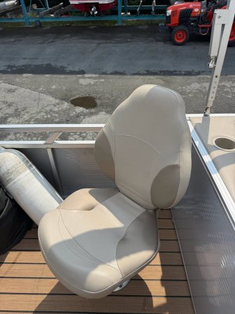 Pre-Owned 2017 Avalon Pontoon 2085 LSZ QL Power Boat for sale