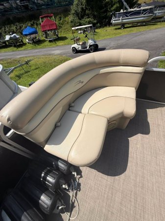 Used 2015 Bennington 20 slmx Power Boat for sale