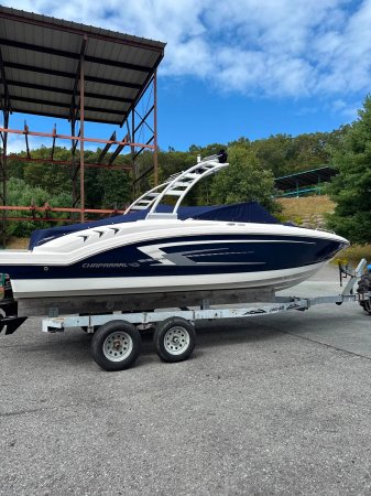 Pre-Owned 2022 Chaparral 23 SSI Power Boat for sale
