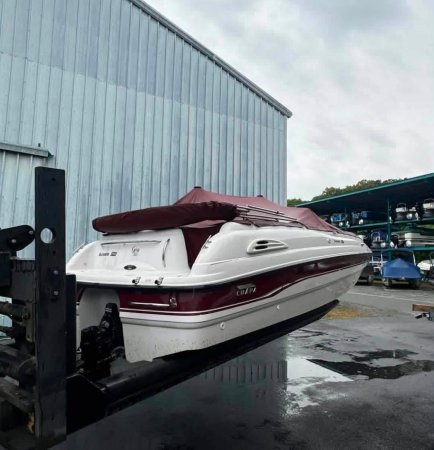 Used 1998  powered Chaparral Boat for sale