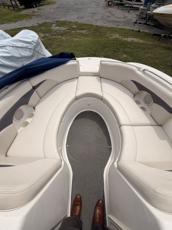 Pre-Owned 2004  powered Power Boat for sale