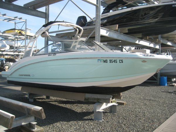 Used 2018 Chaparral 230 Suncoast for sale