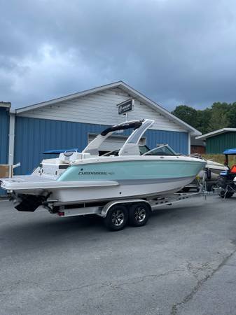 Pre-Owned 2023 Chaparral 267 SSX Power Boat for sale