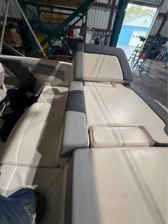 Pre-Owned 2021 Chaparral 19 H20 Deluxe Power Boat for sale