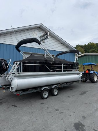 Pre-Owned 2021 Sweetwater for sale