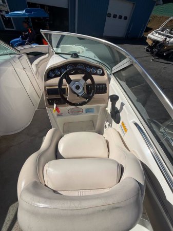 Pre-Owned 2001 Chaparral Power Boat for sale