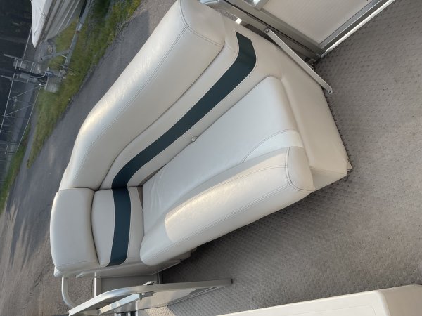 Pre-Owned 2007 Power Boat for sale