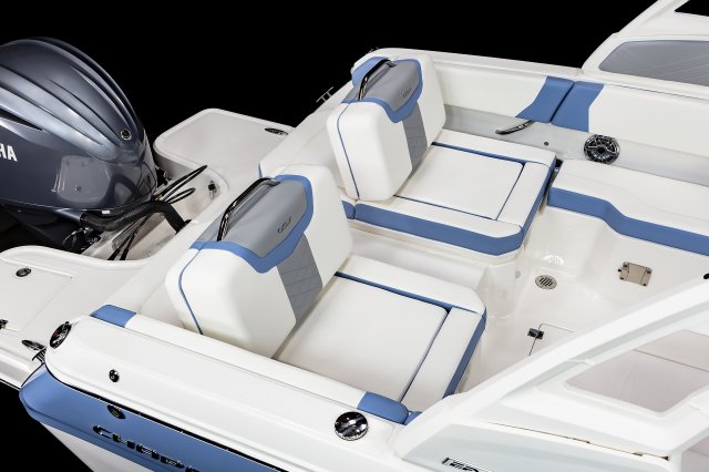 250 OSX Transom Seat