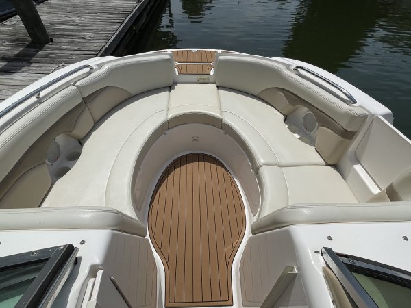 Used 2004  powered Chaparral Boat for sale