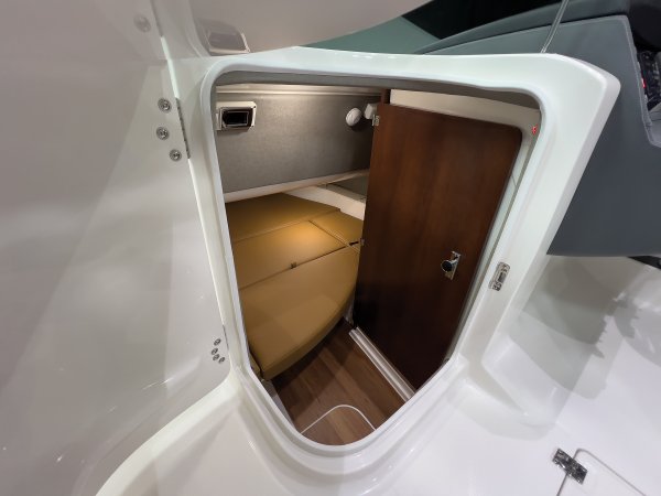 310 OSX Cabin