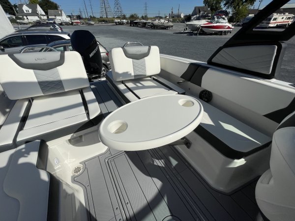 New 2023  powered  Boat for sale