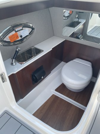 New 2023 Chaparral 26 SURF for sale