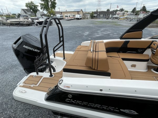 New 2023 Chaparral 270 OSX  Boat for sale