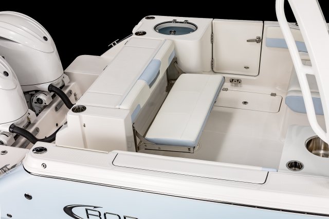 2025 R257 Transom Bench Down