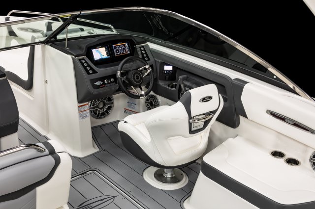 2025 247 SSX Helm Station