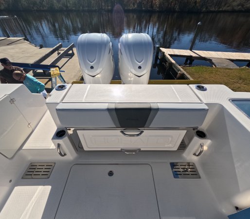 New 2026 Robalo R300 for sale