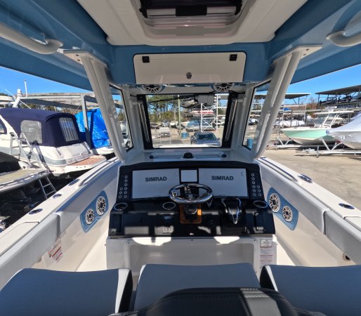 New 2026  powered Robalo Boat for sale