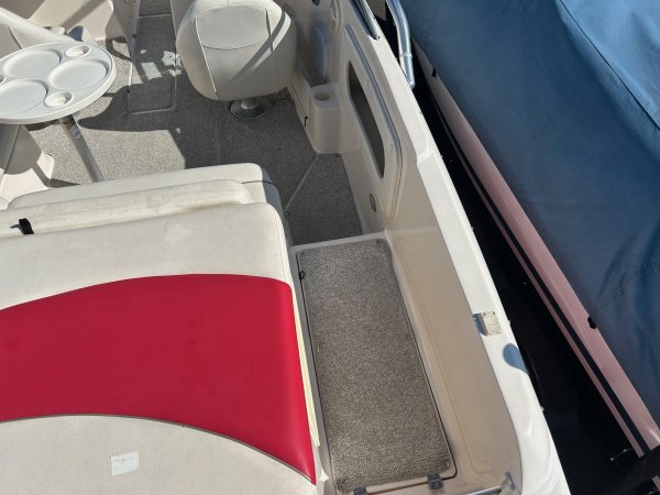 Pre-Owned 2004  powered Power Boat for sale