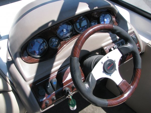 Pre-Owned 2001 Tige 20 ci Power Boat for sale