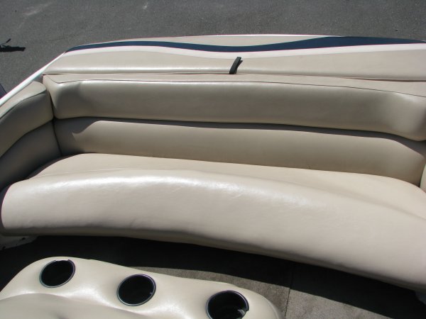 Pre-Owned 2001  powered Power Boat for sale