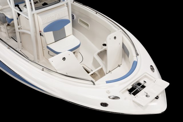 2025 R222EX Bow Storage