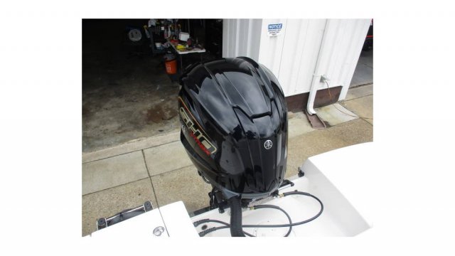 New 2025 Robalo 222 Explorer  Boat for sale