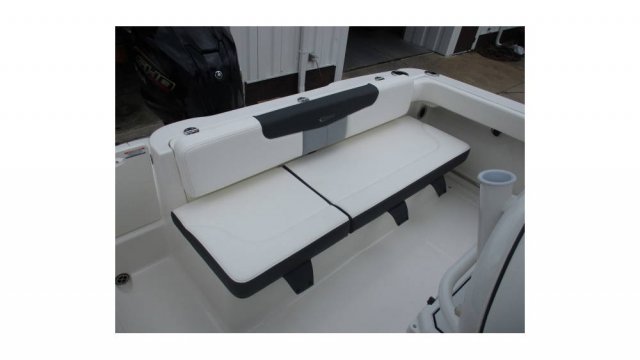 New 2025 Robalo for sale