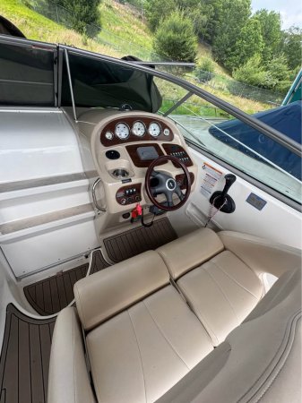 Pre-Owned 2006 Chaparral Signature 276 Power Boat for sale