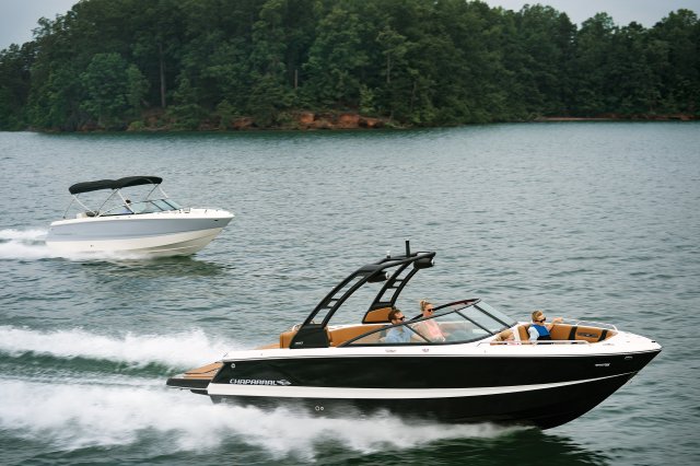 2025 247 SSX Dual Lake Cruise Starboard