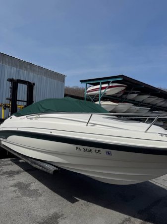 Used 1998  powered Chaparral Boat for sale