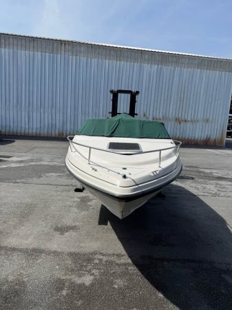 Used 1998  powered Chaparral Boat for sale