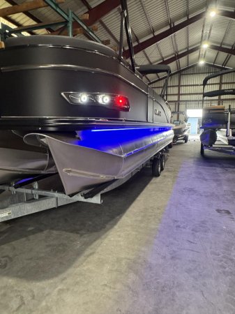 Pre-Owned 2025  powered Power Boat for sale