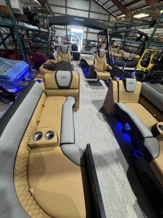 Pre-Owned 2025 Avalon Pontoon BOATS BRAND NEW CATALINA PLATINUM QUALD LOUNGE SHIFT Power Boat for sa