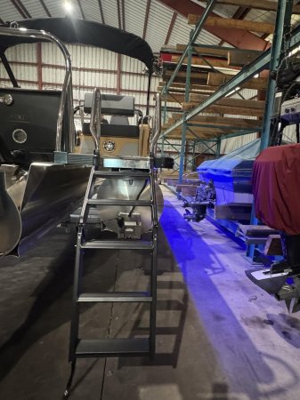 Pre-Owned 2025 Avalon Pontoon BOATS BRAND NEW CATALINA PLATINUM QUALD LOUNGE SHIFT Power Boat for sa