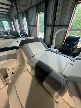 New 2024 Chaparral 19 SSi OB Power Boat for sale