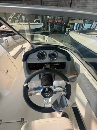 New 2024 Chaparral 19 SSi OB Power Boat for sale