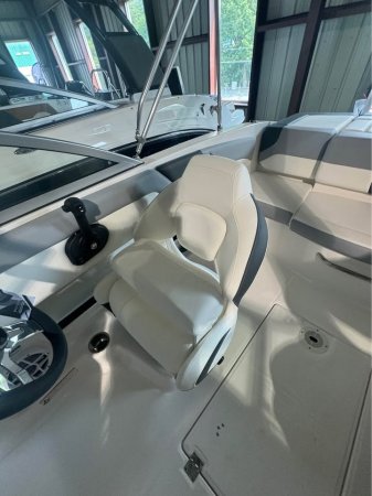 New 2024  powered Chaparral Boat for sale